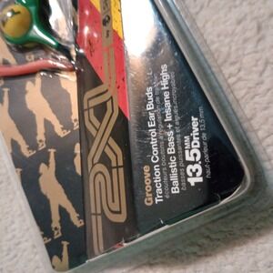 Skullcandy 2XL Groove Traction Control Buds Rasta Green Orange X4GVCZ-810 NEW
